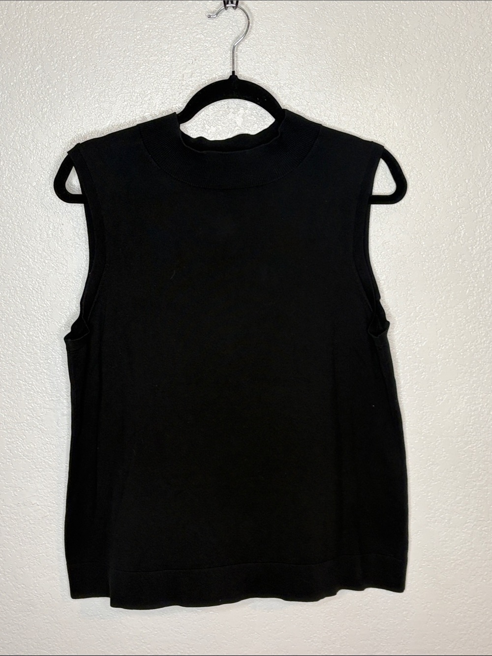Pendleton Black Sleeveless Turtleneck Sweater